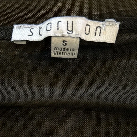 STORY ON, Size S black sheer blouse. Tan under the front. #fairy #goth - Picture 3 of 3